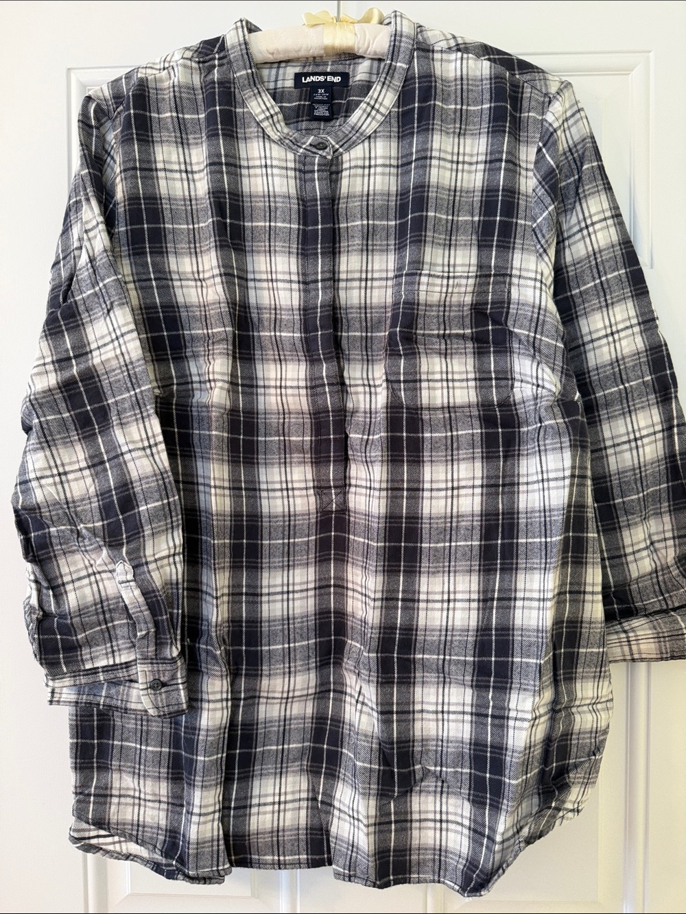 Lands' End Women’s Black and White Plaid Long Sleeve Flannel Tunic